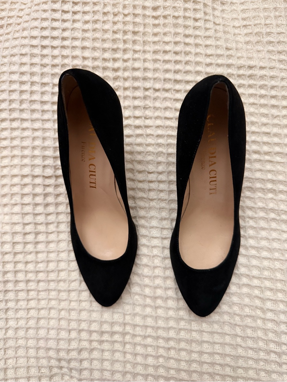 Black Suede Pointed-Toe Pumps by Claudia Ciuti